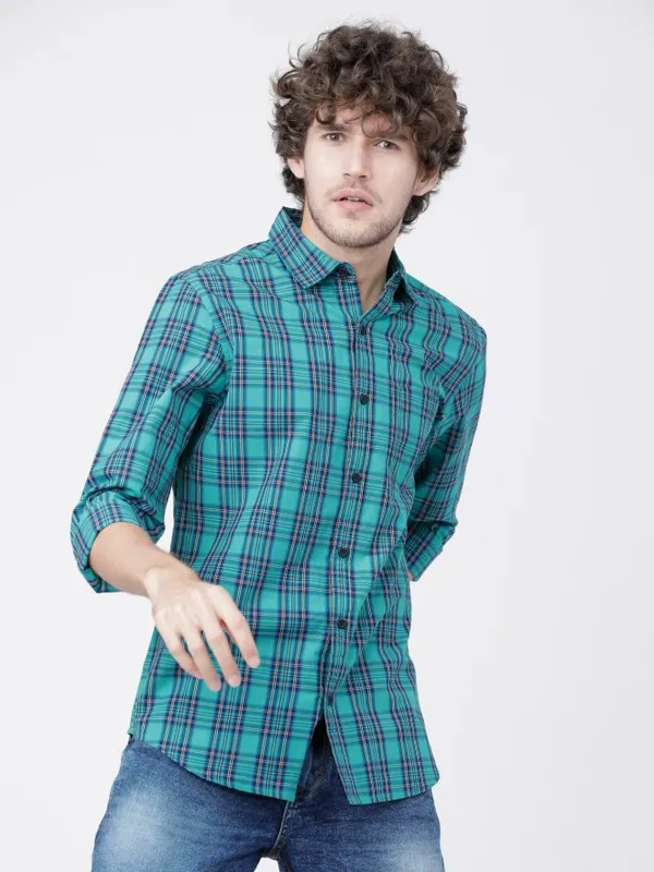  Highlander Men Blue Checked Slim Fit Casual Shirts