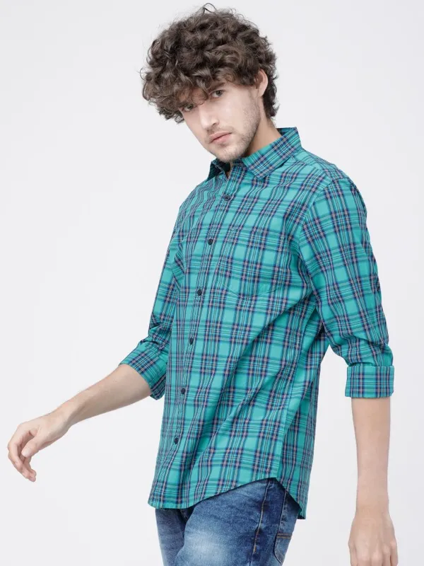  Highlander Men Blue Checked Slim Fit Casual Shirts