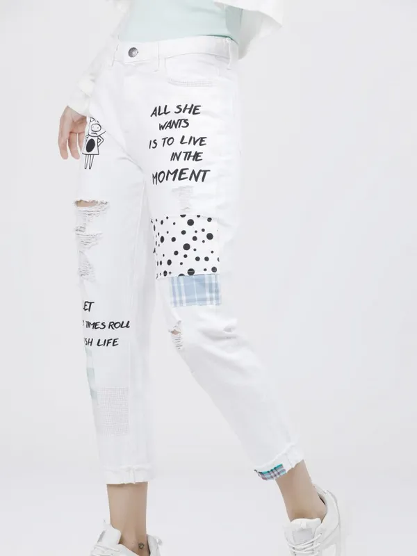 Women Boyfriend Fit Jeans