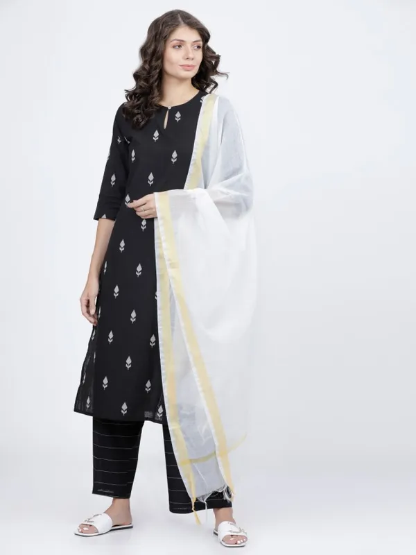 Women Kurta with Palazzo & Dupatta