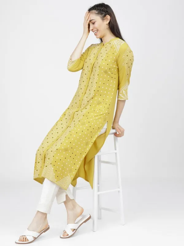  Vishudh Women Yellow Printed Straight Kurtas