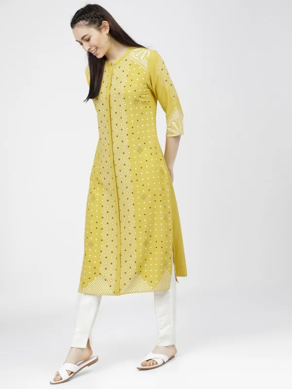  Vishudh Women Yellow Printed Straight Kurtas