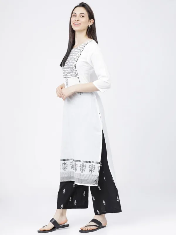  Vishudh Women Off White Printed Kurta Sets