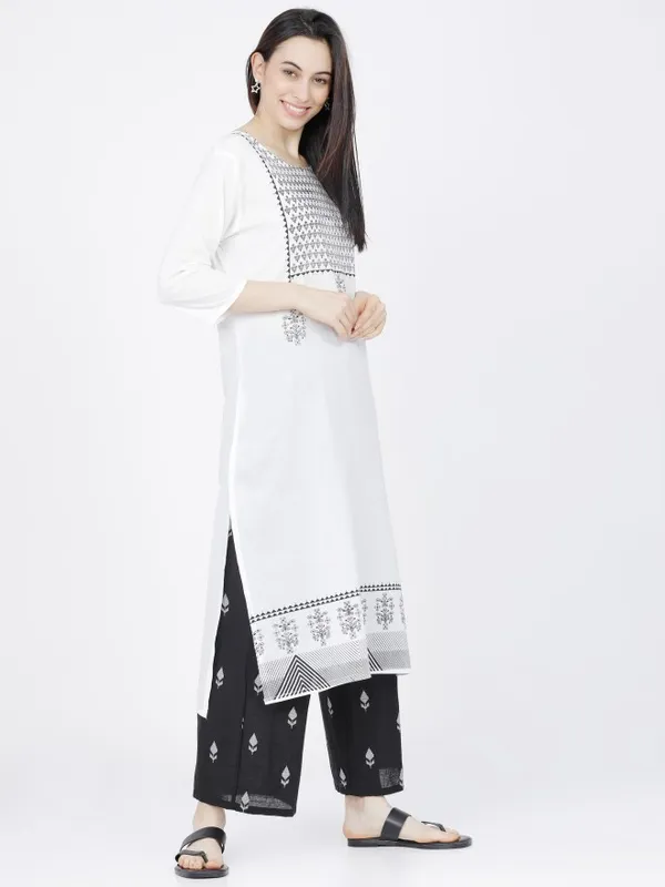  Vishudh Women Off White Printed Kurta Sets