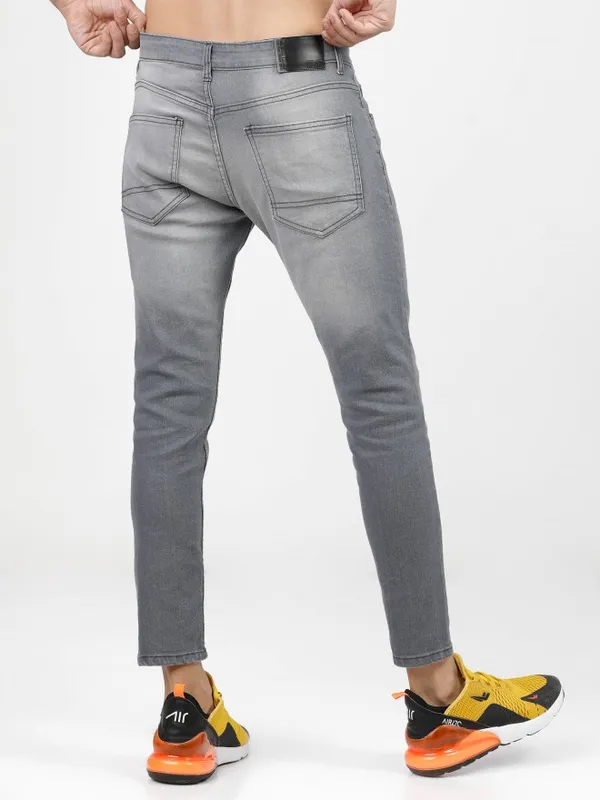  Highlander Men Grey Tapered Fit Clean Look Jeans