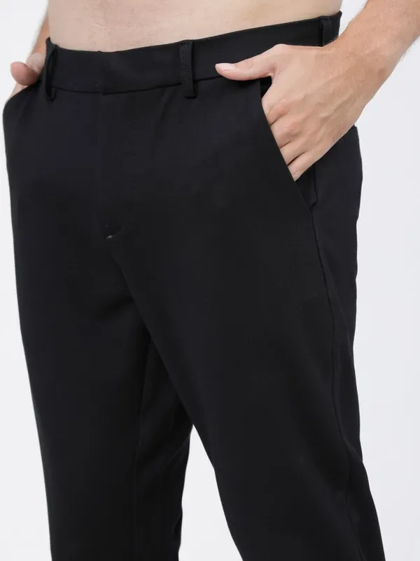  Highlander Men Black Slim Fit Solid Casual Trousers