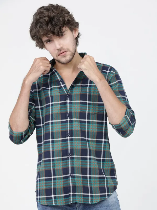  Ketch Men Navy Blue Checked Slim Fit Casual Shirts