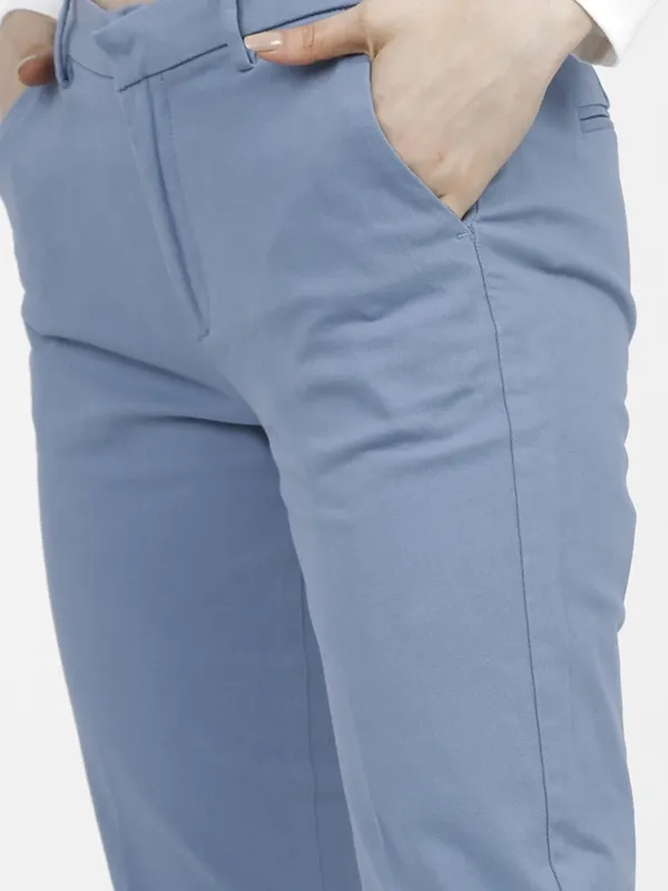  Tokyo Talkies Women Blue Solid Tapered Fit Casual Trousers