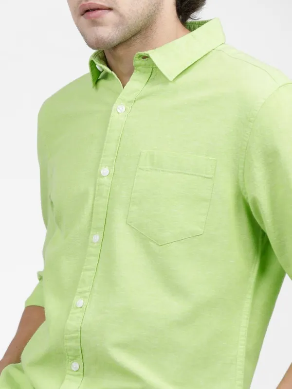  Ketch Men Green Solid Slim Fit Casual Shirts