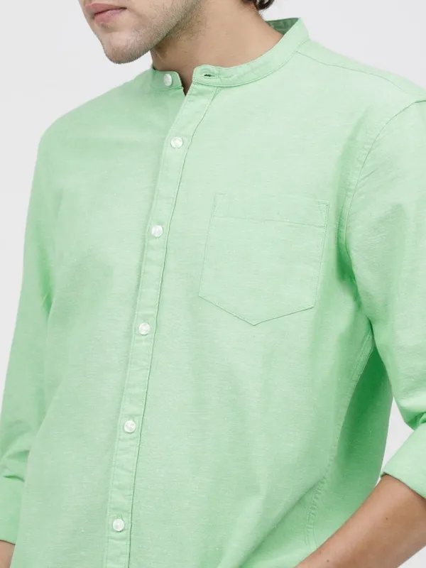  Ketch Men Green Solid Slim Fit Casual Shirts