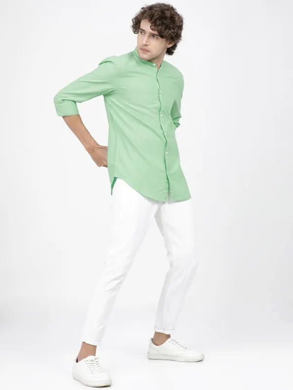  Ketch Men Green Solid Slim Fit Casual Shirts