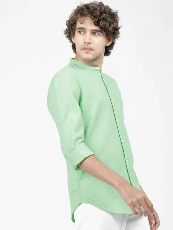  Ketch Men Green Solid Slim Fit Casual Shirts