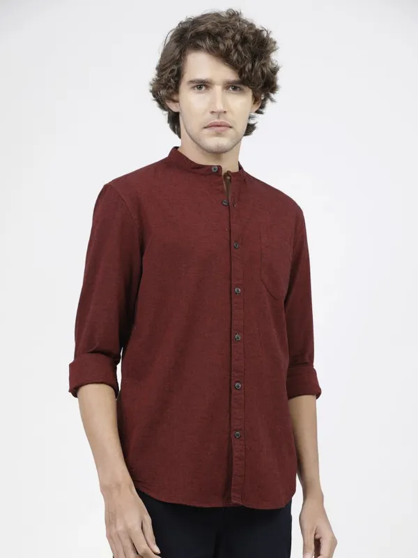  Ketch Men Maroon Solid Slim Fit Casual Shirts