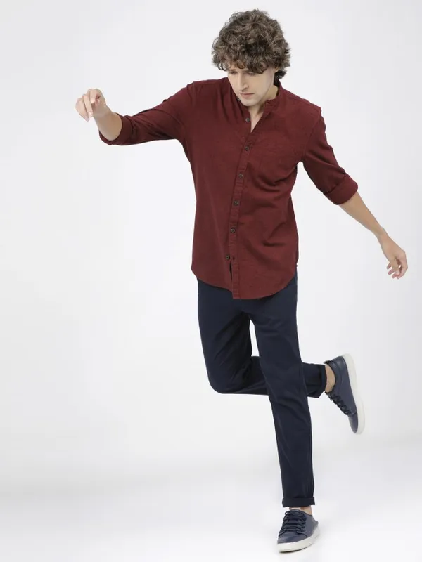  Ketch Men Maroon Solid Slim Fit Casual Shirts