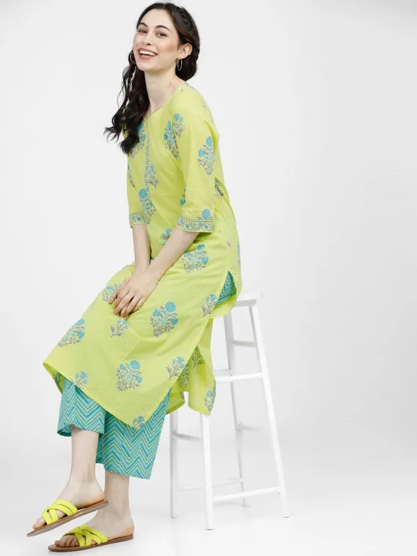  Vishudh Women Green Printed Kurta Sets