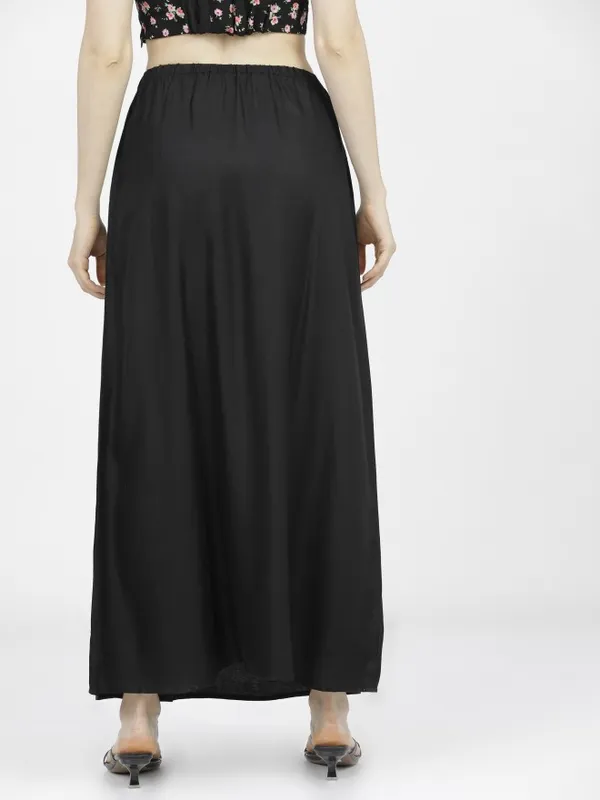  Tokyo Talkies Women Black Midi Skirts