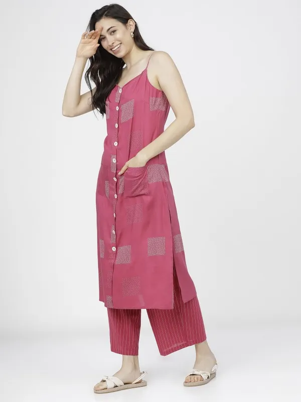  Vishudh Women Pink Printed Kurta Sets