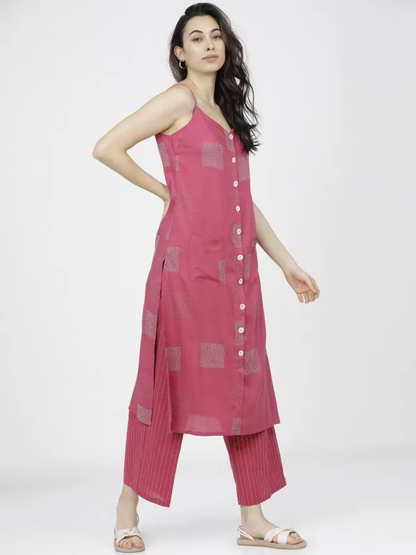 Vishudh Women Pink Printed Kurta Sets