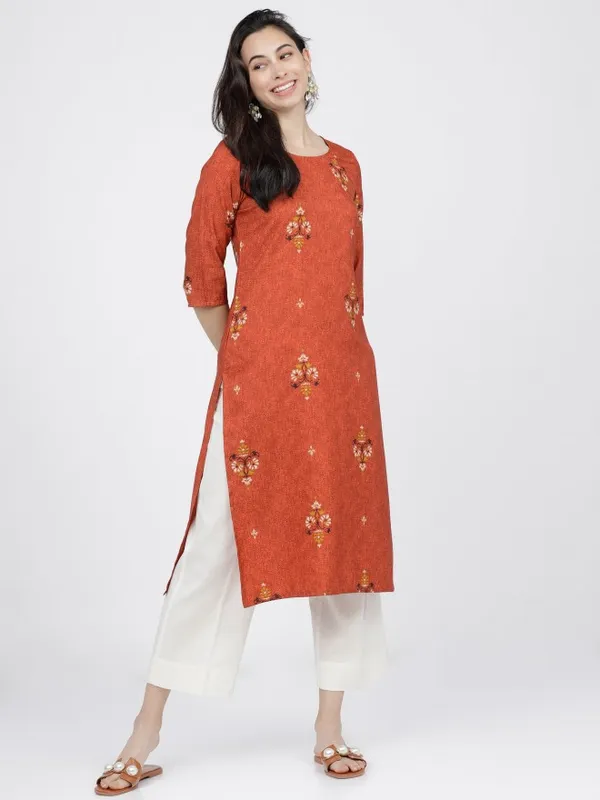  Ketch Women Maroon Printed Straight Kurtas