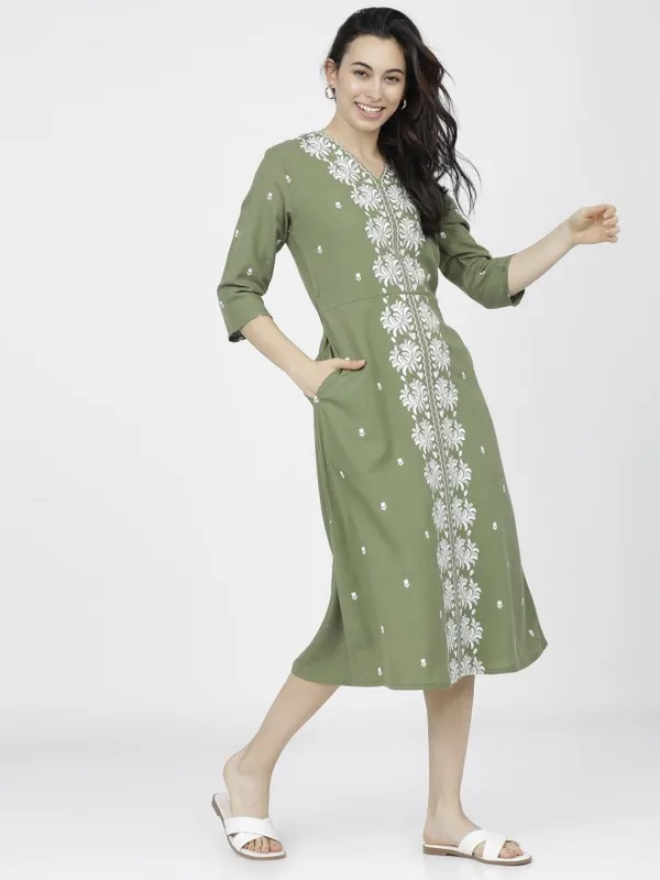  Vishudh Women Green Printed A-Line Ethnic Dresses