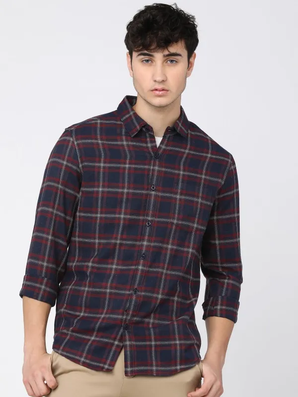  Ketch Men Navy Blue Checked Slim Fit Casual Shirts