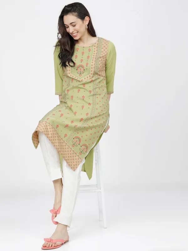  Ketch Women Green Printed Straight Kurtas