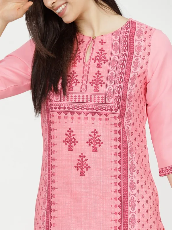  Ketch Women Pink Printed Straight Kurtas