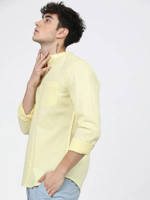  Ketch Men Yellow Solid Slim Fit Casual Shirts