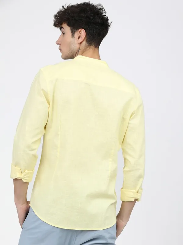  Ketch Men Yellow Solid Slim Fit Casual Shirts