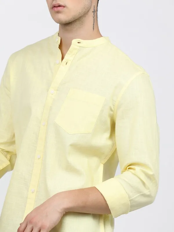  Ketch Men Yellow Solid Slim Fit Casual Shirts