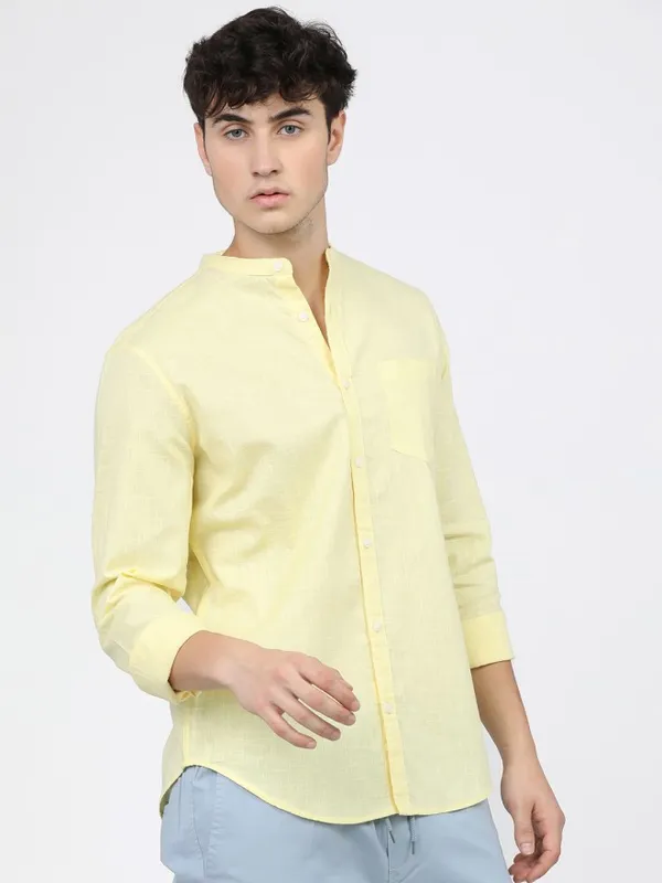  Ketch Men Yellow Solid Slim Fit Casual Shirts