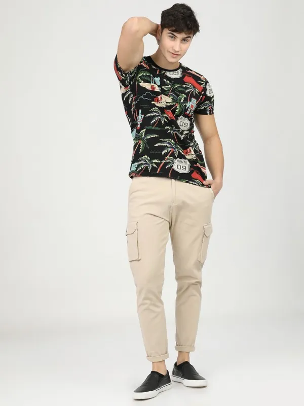  Highlander Men Beige Slim Fit Solid Casual Trousers