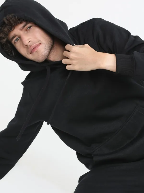  Highlander Men Black Hood Pullover Sweatshirts