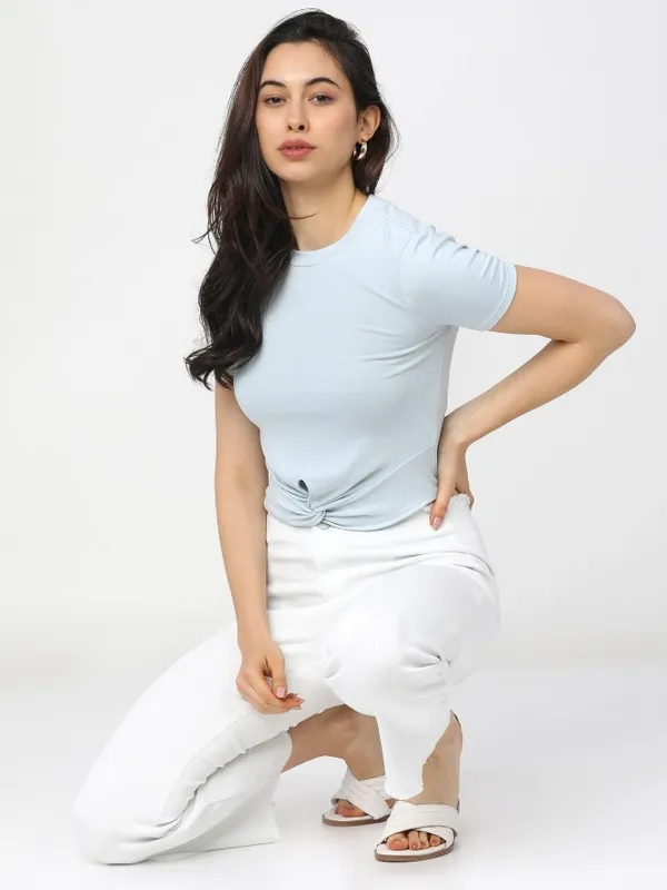  Tokyo Talkies Women Blue Solid Regular Tops