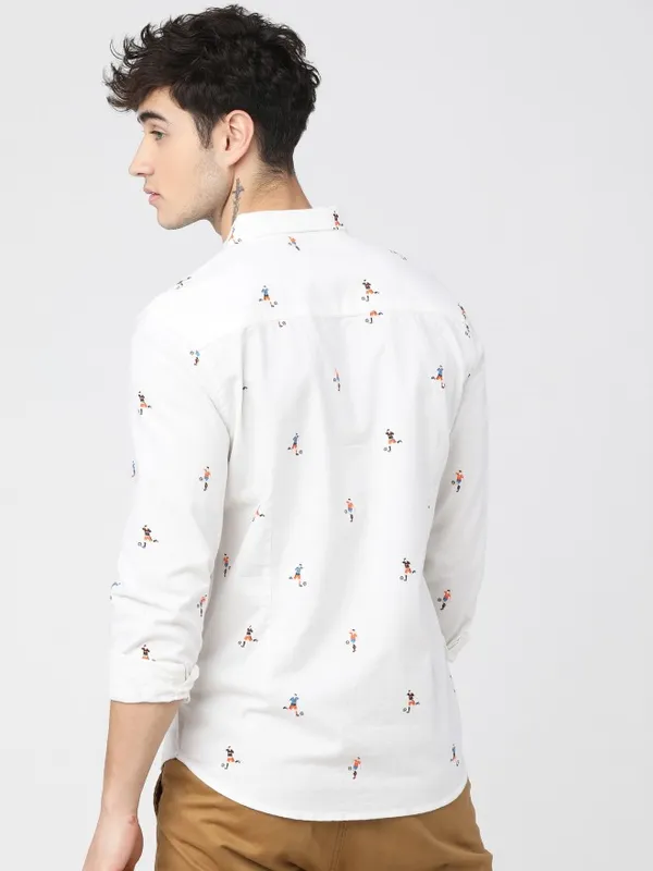  Ketch Men White Printed Slim Fit Casual Shirts