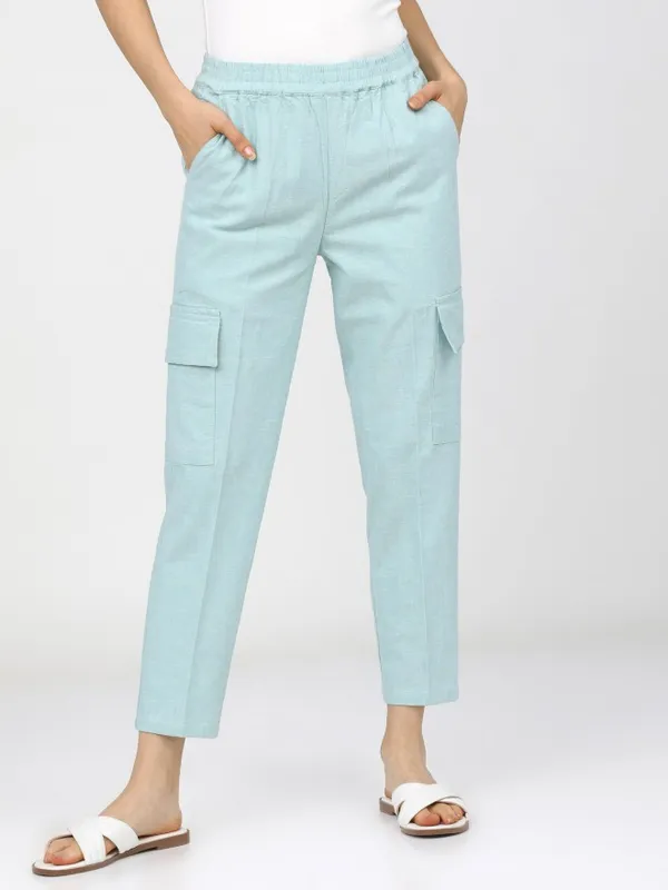  Tokyo Talkies Women Green Solid Tapered Fit Casual Trousers