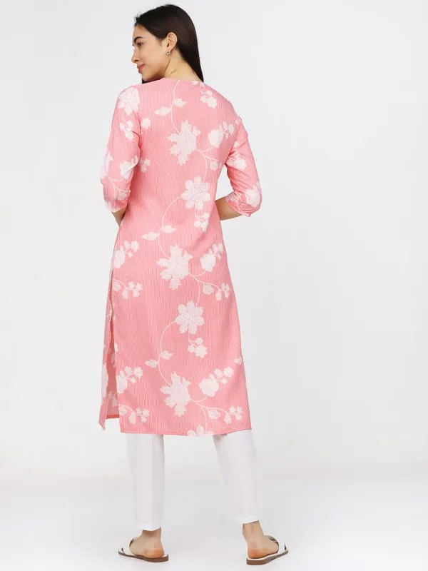 Ketch Women Pink Printed Straight Kurtas