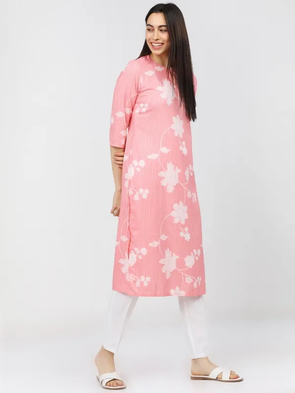  Ketch Women Pink Printed Straight Kurtas
