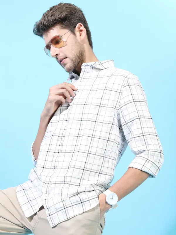  Ketch Men White Checked Slim Fit Casual Shirts