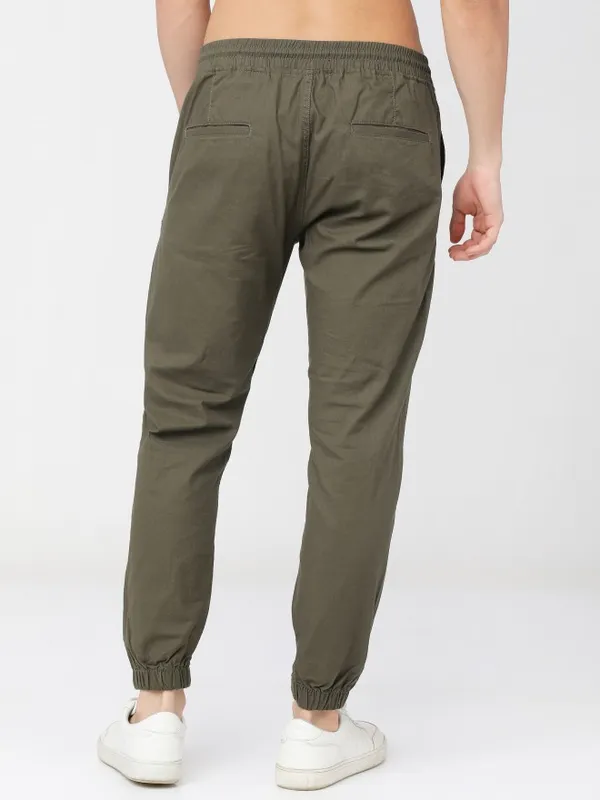  Highlander Men Olive Slim Fit Solid Casual Trousers