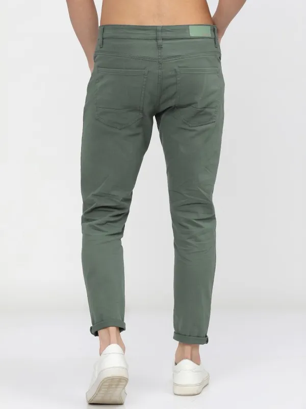  Highlander Men Green Slim Fit Solid Casual Trousers