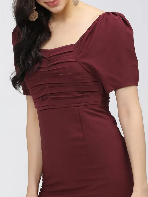  Tokyo Talkies Women Maroon Solid Fit And Flare Dresses