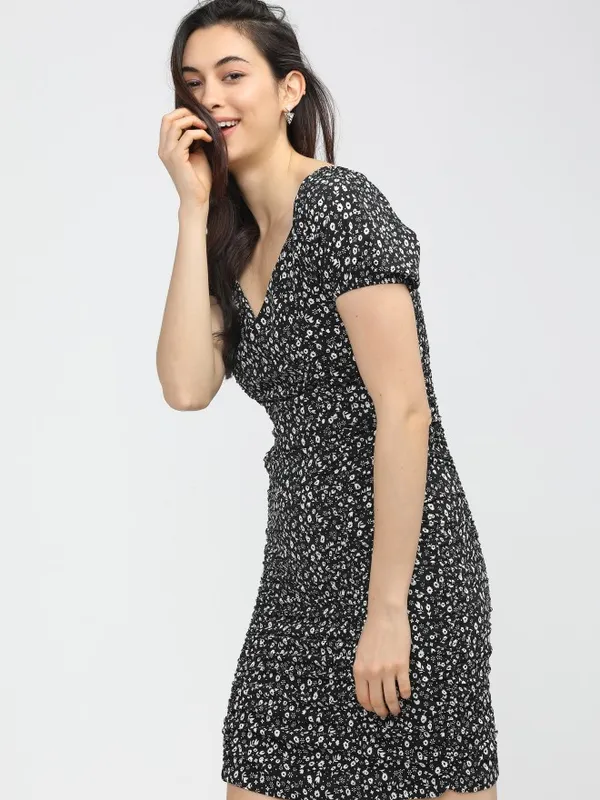  Tokyo Talkies Women Black Printed Fit And Flare Dresses