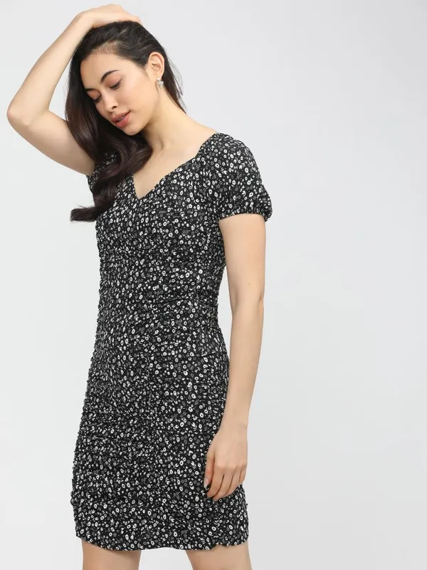  Tokyo Talkies Women Black Printed Fit And Flare Dresses