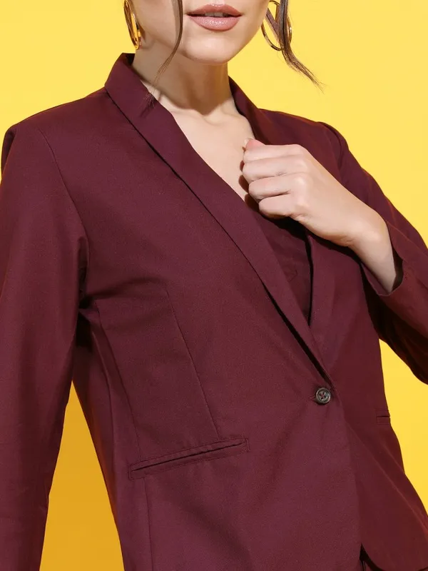 Solid Regular Fit Blazers