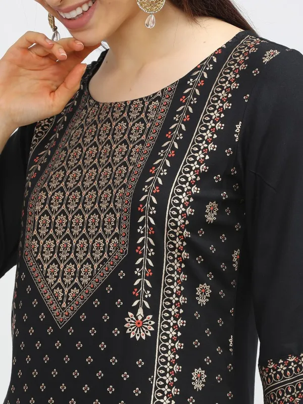  Vishudh Women Black Printed Kurta Sets