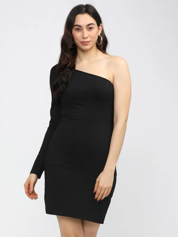  Tokyo Talkies Women Black Solid Bodycon Dresses