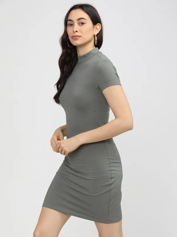  Tokyo Talkies Women Green Solid Bodycon Dresses