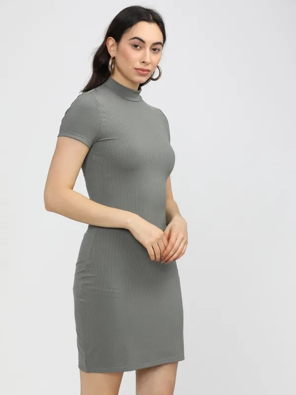  Tokyo Talkies Women Green Solid Bodycon Dresses