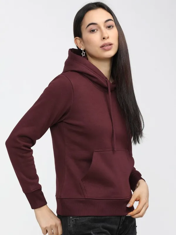  Tokyo Talkies Women Red Solid Pullover Hood Sweatshirts